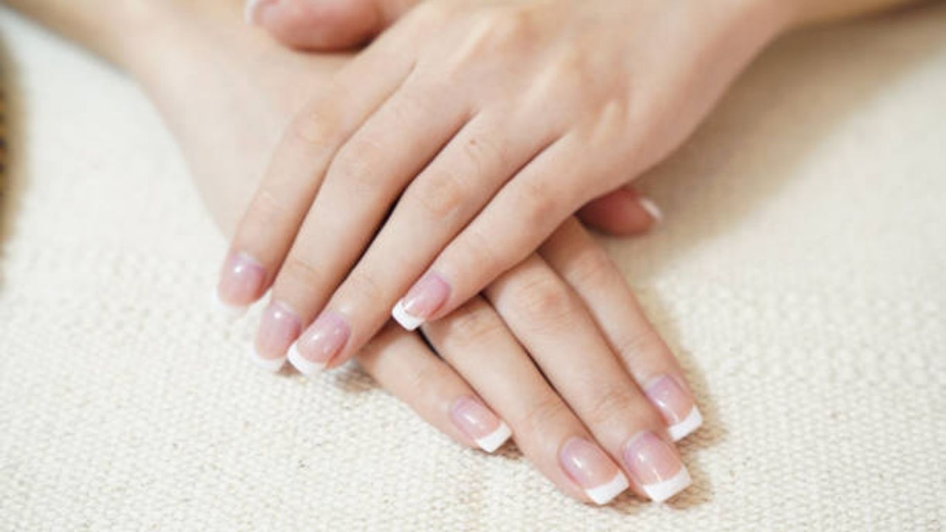 10 Fingernails Signs of Health: What Your Nails Can Reveal