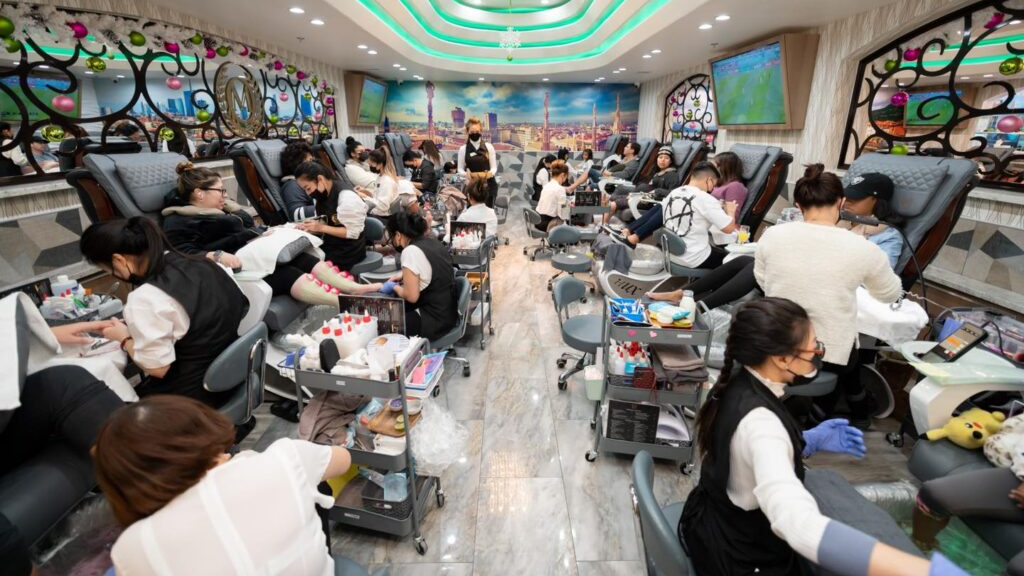 Why Press On Nails for Nail Salons Are the Future (2026–2030): Speed, Scalability & Profitability