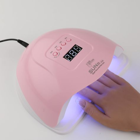 How to Remove Press-On Nails Safely (No Damage)