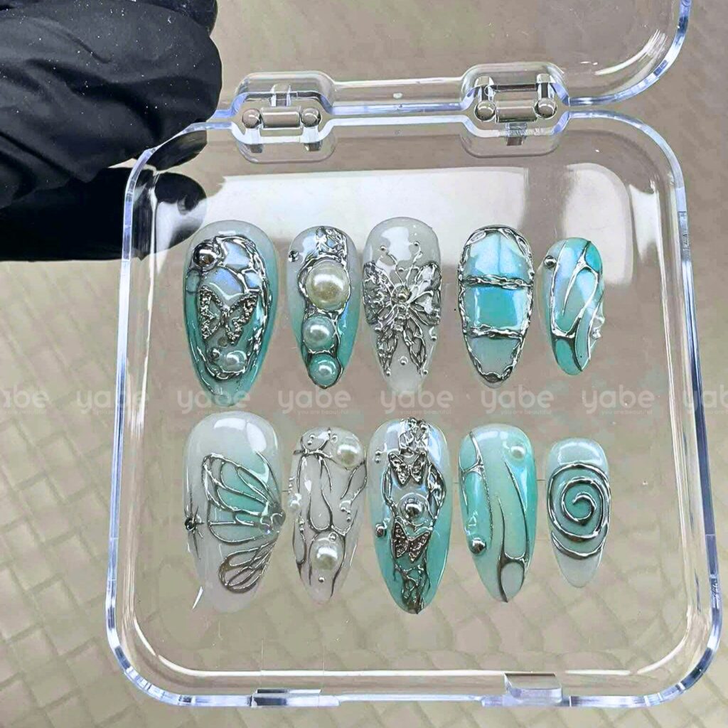 Press on Nails Vietnam – Why It’s Booming & Why Yabe Is Your Trusted Supplier Press on Nails Vietnam – Why It’s Booming & Why Yabe Is Your Trusted Supplier