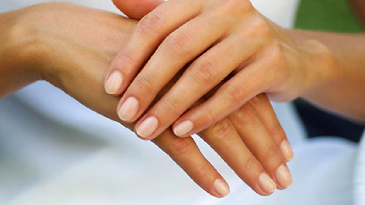Daily Habits for Better Nail Health