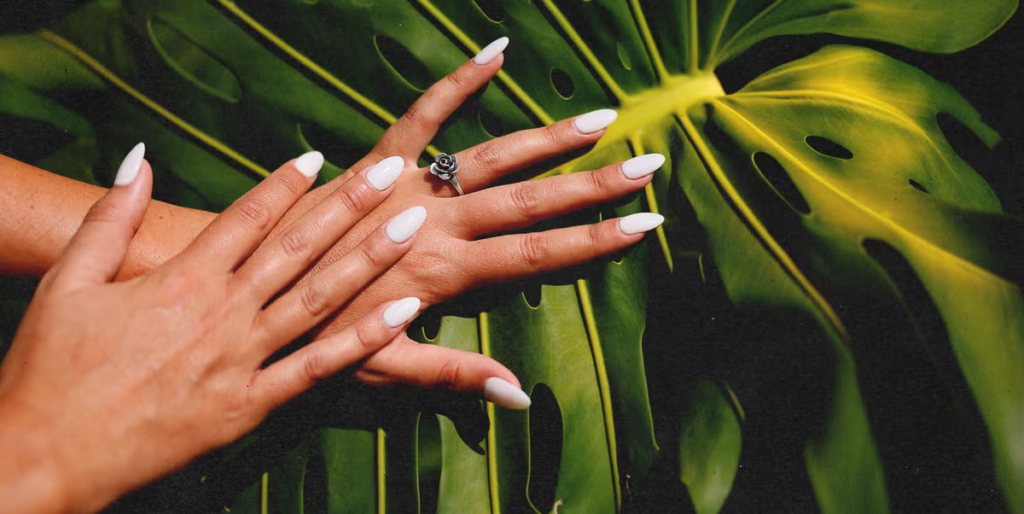 Protecting hands from UV Radiation during a Gel Manicure session