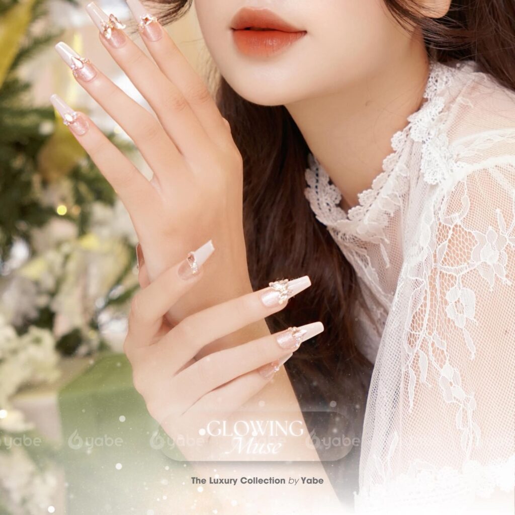 z5296851908703_cd0d6ef36e85256019c93fbf681ecfb4 Trendy press on nails design 2