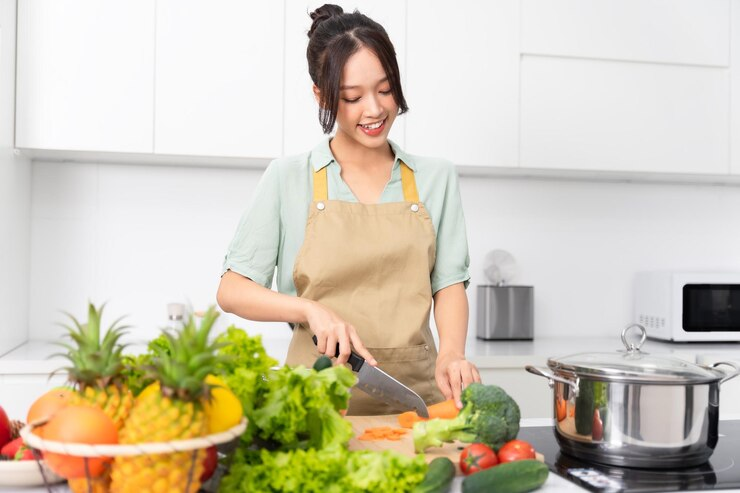 Wearing press on nails while cooking is easier with the right tips