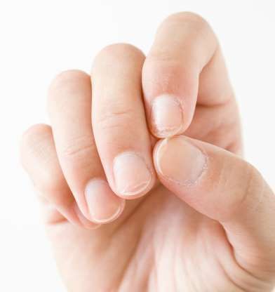 Stop wearing press-on nails if your nails feel sore or uncomfortable