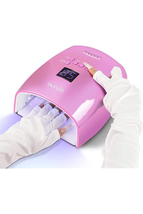 Wear UV-protective gloves when using a nail lamp