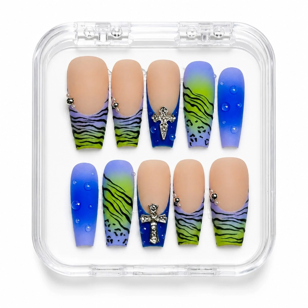 Press-on Nails Wholesale $14.90 Zebra Edge by Yabe Vietnam