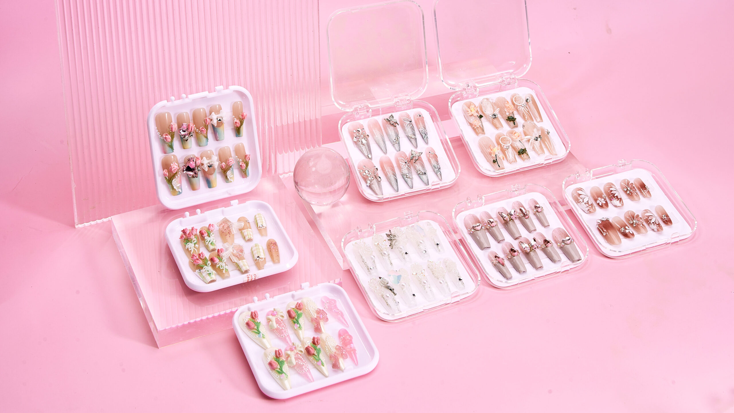Valentine Press On Nails: Ombré Romance for Every Love Story